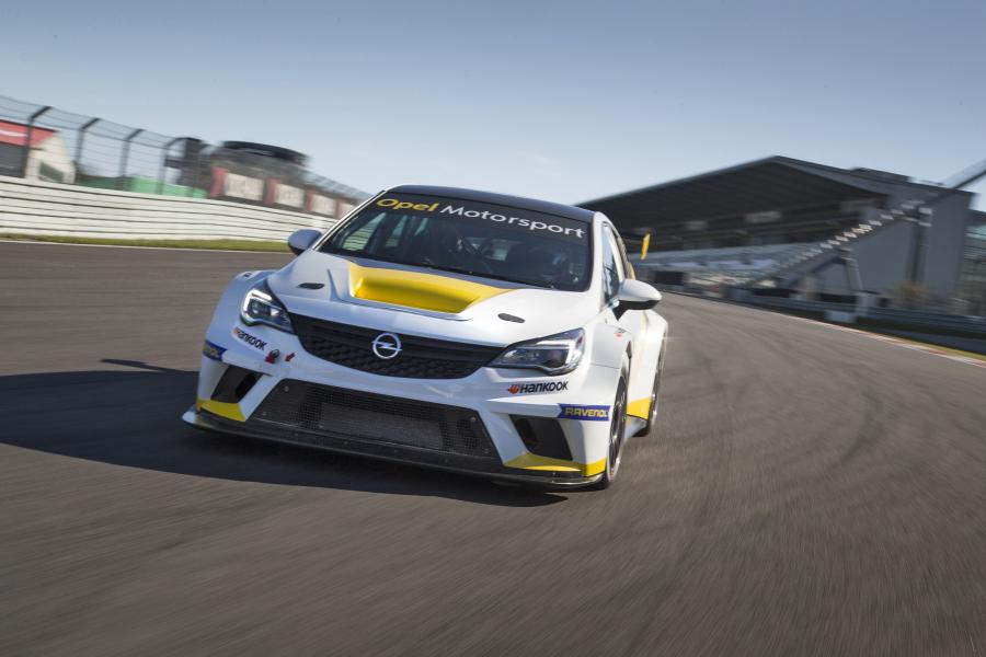  Opel Astra TCR 2016 года  (фото 23 из 29)
